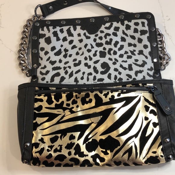 Betsey Johnson, black gold velvet purse. NWOT chain handle animal  print - Picture 8 of 10